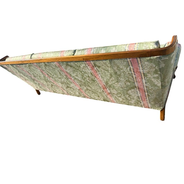 1960s 1960s A Louis XV Style Carved Wood Sofa With Floral Damask Upholstery. For Sale - Image 5 of 5