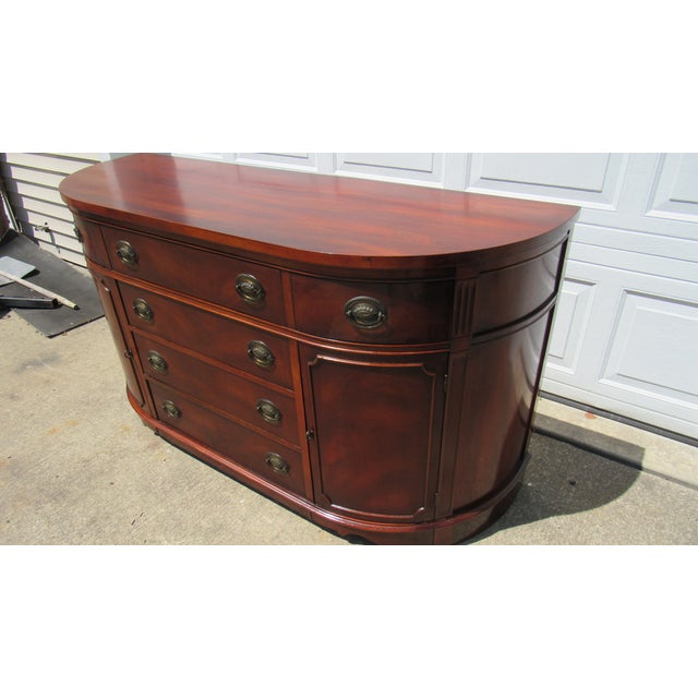 Traditional 1940s Bernhardt Sideboard Buffet Mahogany Vintage Designer For Sale - Image 3 of 14