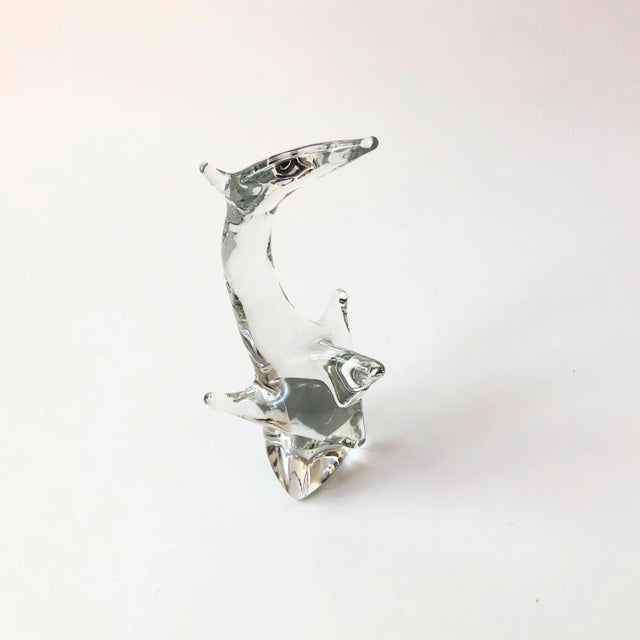 A large vintage crystal shark sculpture by Krystaluxus. Great modernist shape. Marked on the base by the maker.
