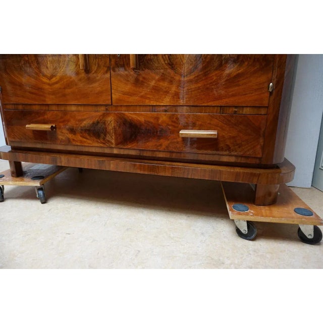 Art Deco Walnut Display Cabinet with Secret Compartment by Jindřich Halabala, 1930s For Sale - Image 16 of 18