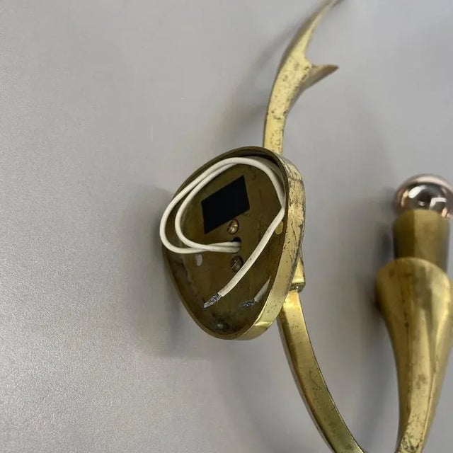 Minimalist Brass Theatre Wall Light in the style of Stilnovo and Gio Ponti, Italy, 1950s For Sale - Image 16 of 18