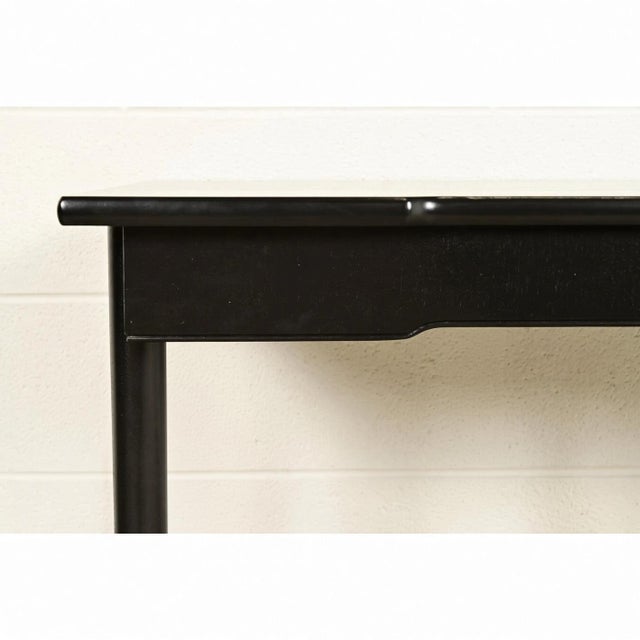 John Widdicomb Mid-Century Modern Hollywood Regency Black Lacquer and Brass Console Table, Newly Refinished For Sale In South Bend - Image 6 of 9
