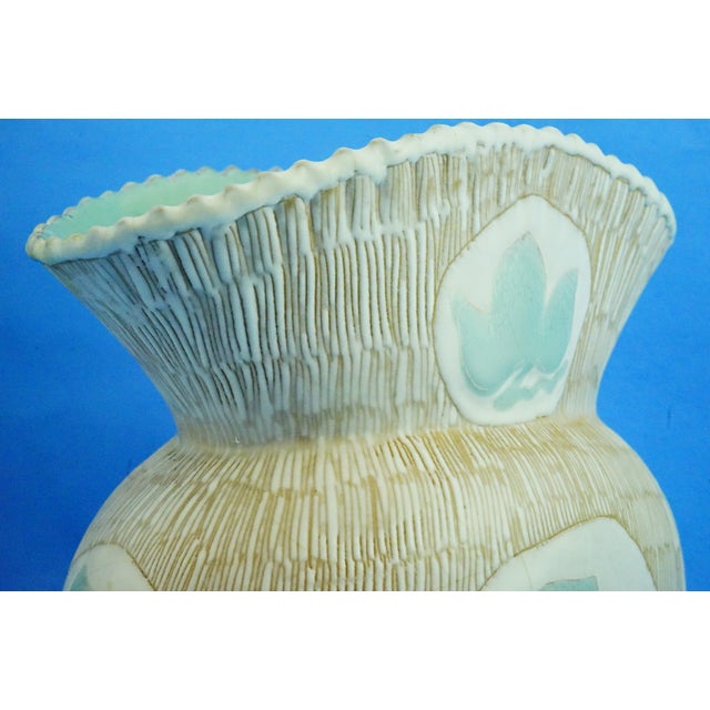 Majolica Ceramic Vase with Vine Leaf Decoration attributed to Nino Strada for Cima Deruta, 1950s For Sale - Image 17 of 18
