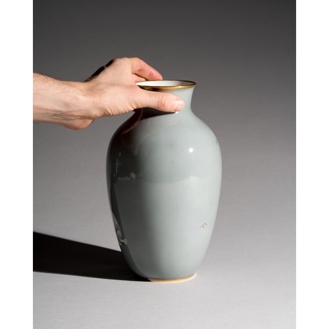 Rosenthal German Flying Swans Vase in Glossy Porcelain from Rosenthal, 1950s For Sale - Image 4 of 10