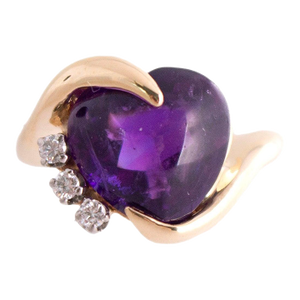 Late 20th Century Amethyst Cabochon Heart Shape Ring, Size 3.75