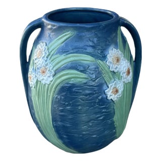 1930s Roseville Pottery Jonquil Large Floral Vase – Large Vintage Blue Mid-Century Art Pottery For Sale