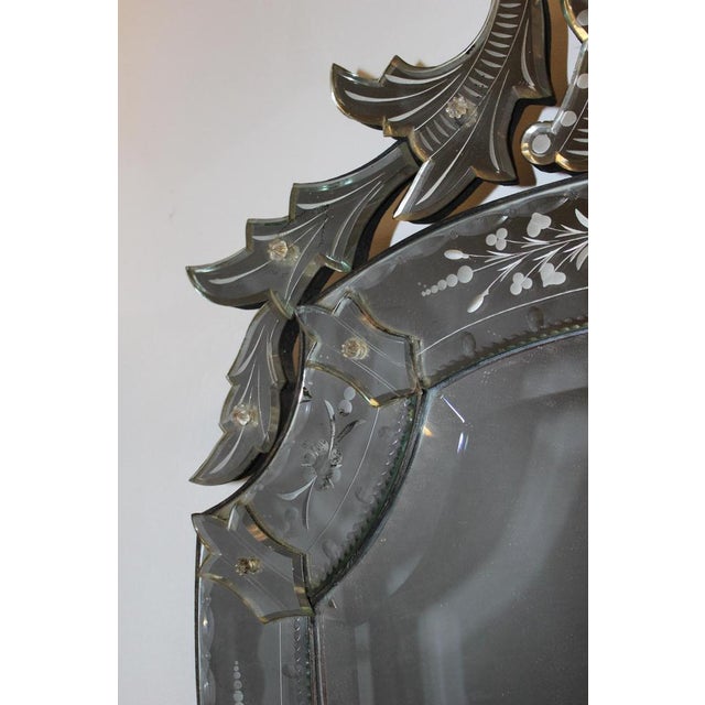 Venice Mirror with Flower Decor, 1950s For Sale - Image 3 of 9