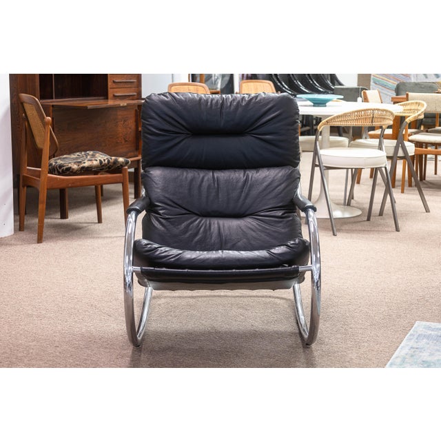 Milo Baughman for Dia Black Leather and Tubular Chrome Vintage Rocker & Ottoman For Sale In Detroit - Image 6 of 11