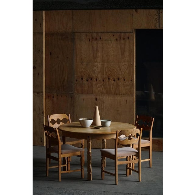 Razorblade Dining Chairs in Oak and Mohair by Henning Kjærnulf, 1960s, Set of 12 For Sale - Image 4 of 18