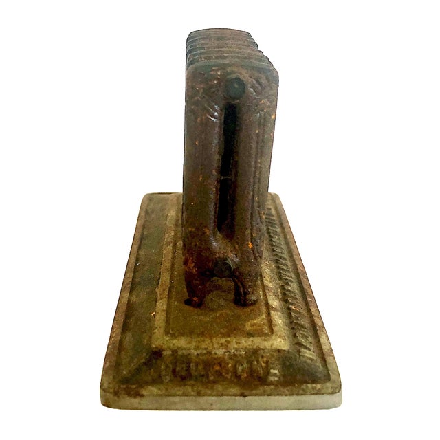 Early 20th-Century German Salesman’s Sample of an Iron Radiator For Sale - Image 4 of 9