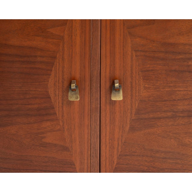 Ramseur Furniture Mid Century Walnut Brass Diamond Front Cabinet Credenza Unmarked For Sale - Image 11 of 14