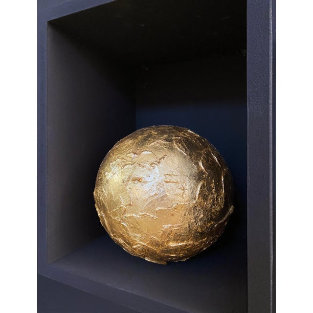 Chinese Papier-Mâché Golden Sphere (8,30 In) For Sale - Image 4 of 6