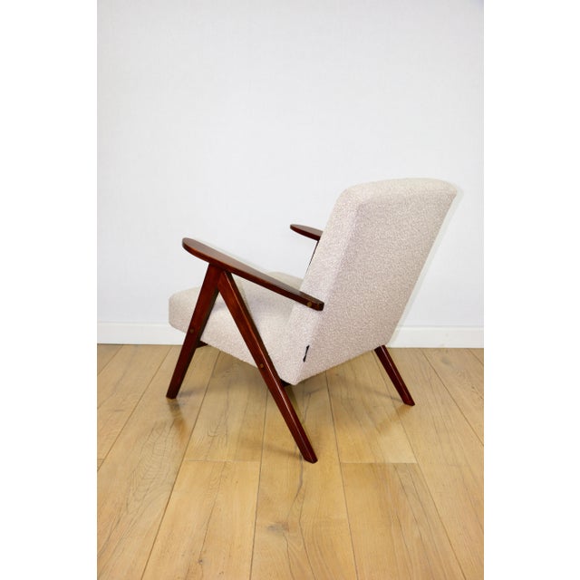 1970s Vintage B-310 VAR Lounge Chair in Beige Structural Bouclé, 1970s For Sale - Image 5 of 12