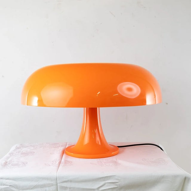 Mid-Century Table Lamp by Giancarlo Mattioli for Artemide For Sale - Image 9 of 9