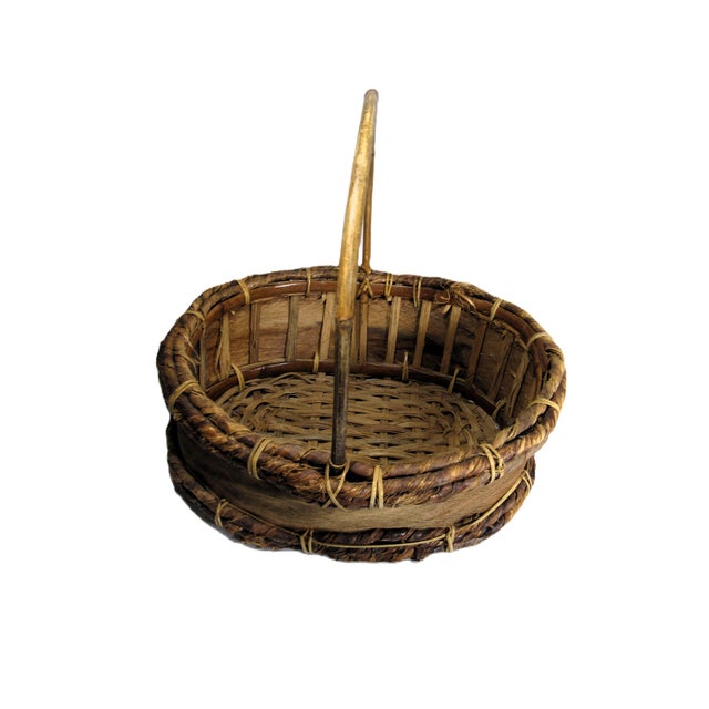 Art Deco Rustic Vintage Wood Shave Natural Fiber Gathering Basket For Sale - Image 3 of 15