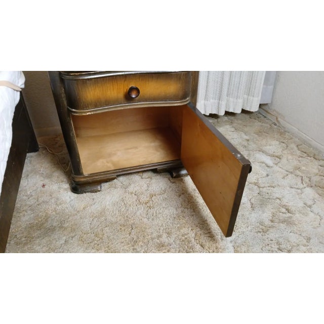 1930s Pair of Art Deco Nightstands For Sale - Image 10 of 13