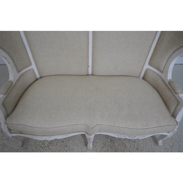 Louis XV Style Hooded Throne 2 Seat Porter Settee For Sale - Image 13 of 18