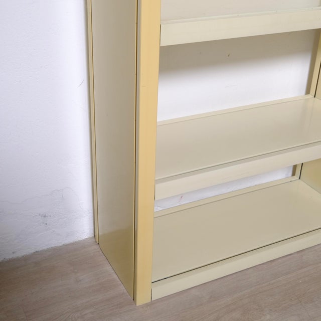 Ivory Modular Bookcase Model Dodona 300 by Ernesto Gismondi for Artemide, 1970s For Sale - Image 8 of 15