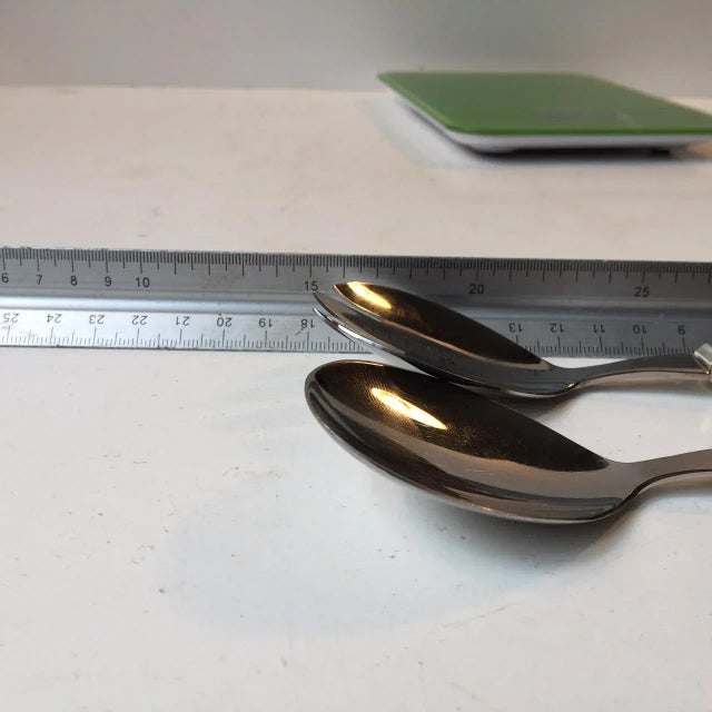 Mid-Century King Acorn Salad Serving Set by Johan Rohde for Georg Jensen, Set of 2 For Sale - Image 5 of 9