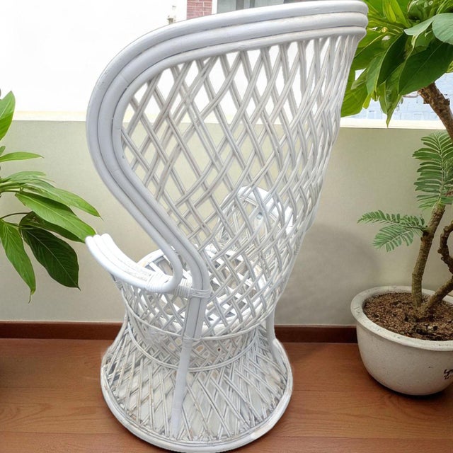 Ficks Reed 1970s Pencil Reed Rattan White Fan Back Peacock Lounge Chair For Sale - Image 4 of 16