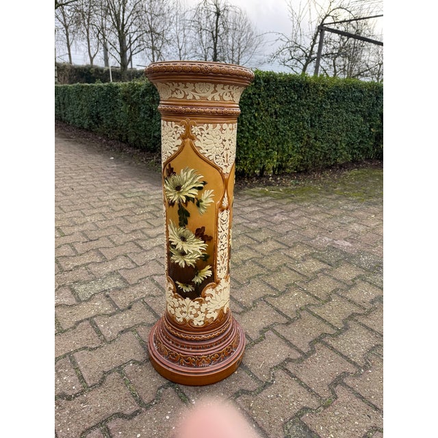 1913 English Porcelain Pedestal Floral Cream Antique Column For Sale - Image 10 of 12