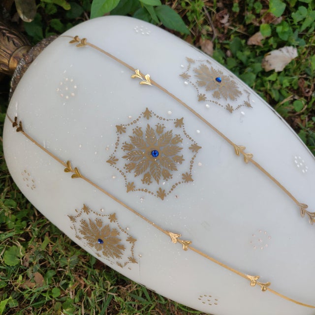 Brass 1940s Hollywood Regency Hanging Swag Lamp Table With Marble Table and Brass Accents For Sale - Image 8 of 9