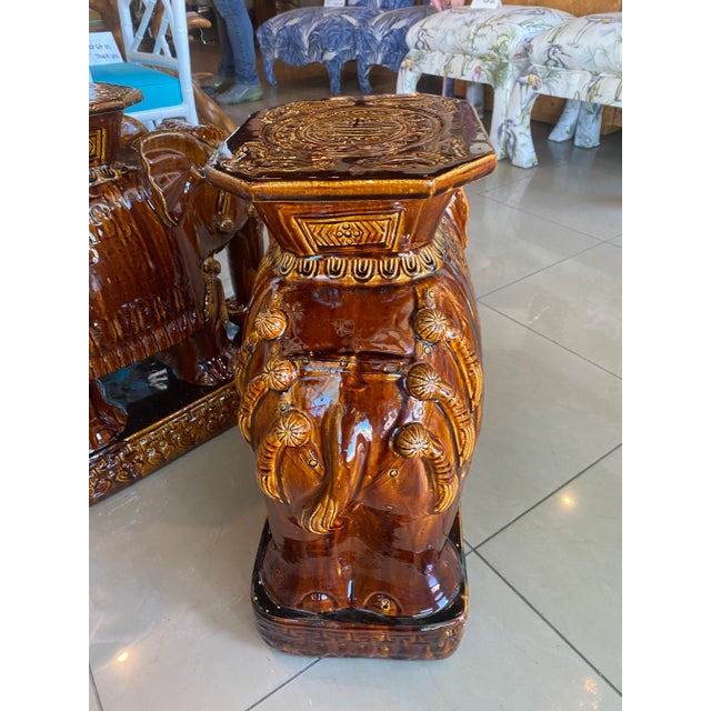 1960s Vintage Brown Glazed Elephant Garden Stands Stools Benches Drink Tables -A Pair For Sale - Image 5 of 10