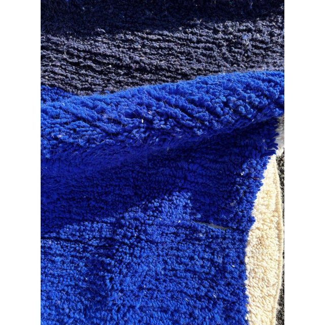 Navy Blue Modern Moroccan Runner Rug – Handmade Wool Hallway Rug For Sale - Image 8 of 8