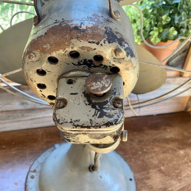 1950s 1950s Mid Century Modern Industrial Table Fan For Sale - Image 5 of 8