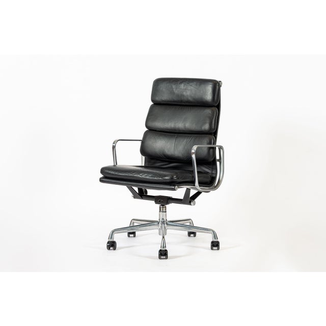 Mid-Century Modern Authentic Eames Herman Miller Tall Black Leather Office Chair 2001 For Sale - Image 3 of 13