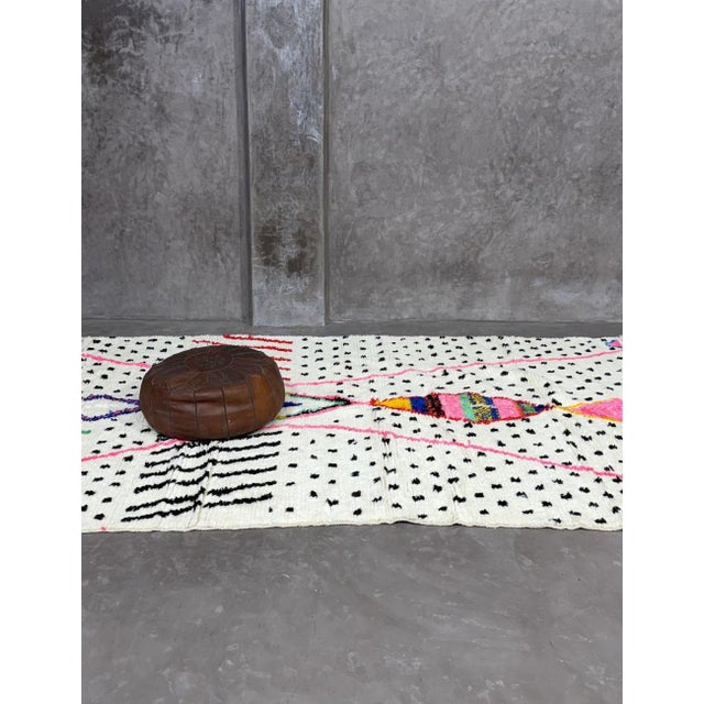 Mid-Century Modern Handmade Berber Azilal Wool Rug - 9.8 X 6.2 Ft For Sale - Image 3 of 8