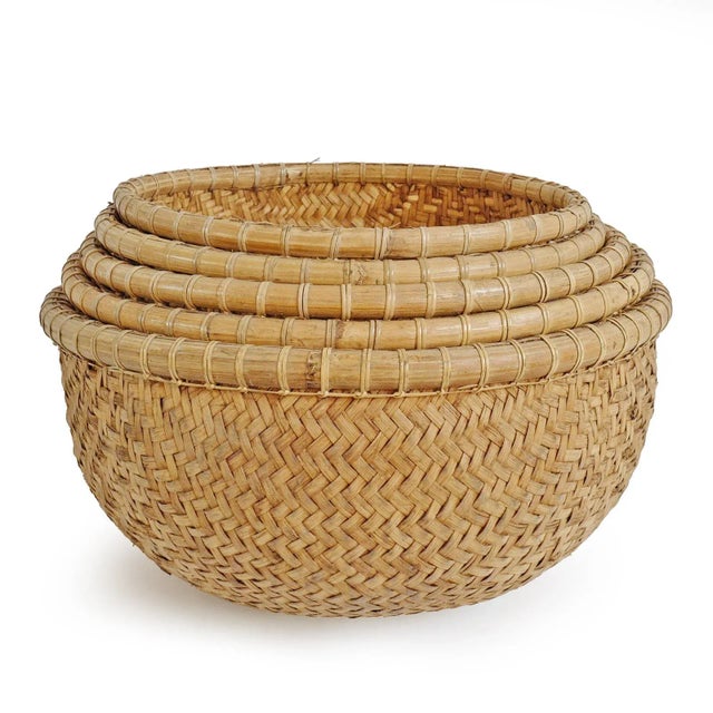 Vintage Javanese Boho Bamboo Round Basket Medium For Sale In Los Angeles - Image 6 of 8