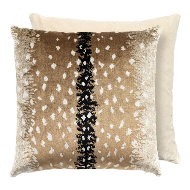 The House of Scalamandré Antelope / Velvet Pillow, Fawn/black, 22 X 22 For Sale
