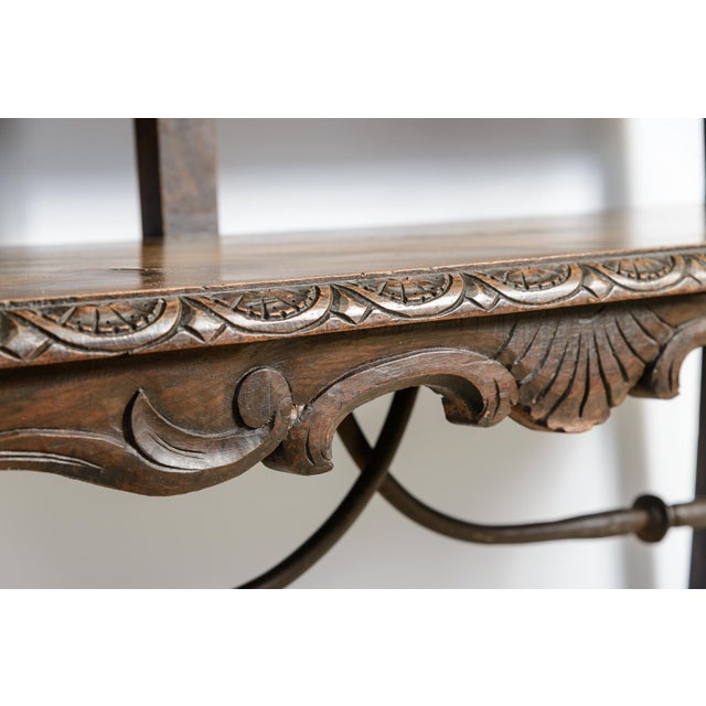 Early 20th Century Carved European Hall Bench For Sale - Image 5 of 8