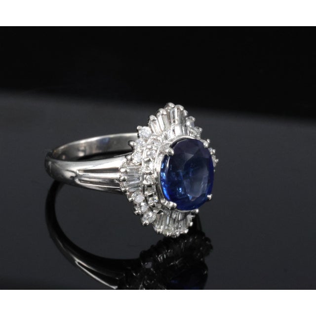 Late 20th Century Rare 2.39ct Gia Burma No Heat Sapphire & 0.55ct Platinum Ring, Size 6 For Sale - Image 13 of 16