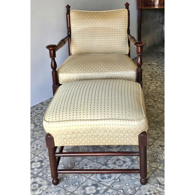 American Mid 20th Century Stickley English Colonial Cherry Valley Collection Lounge Chair and Ottoman Set For Sale - Image 3 of 12