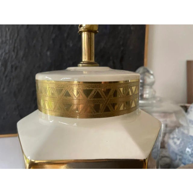 Vintage Gold and Cream Chinoiserie Lamp For Sale - Image 4 of 8