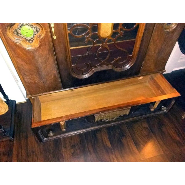 Early 1900s Century M. Bott Furniture Co English Tudor Glass and Fretwork Door and Drawer China Cabinet For Sale - Image 6 of 11