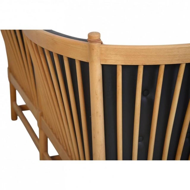 Spoke Back Sofa in Black Leather by Børge Mogensen, 1970s For Sale - Image 17 of 18