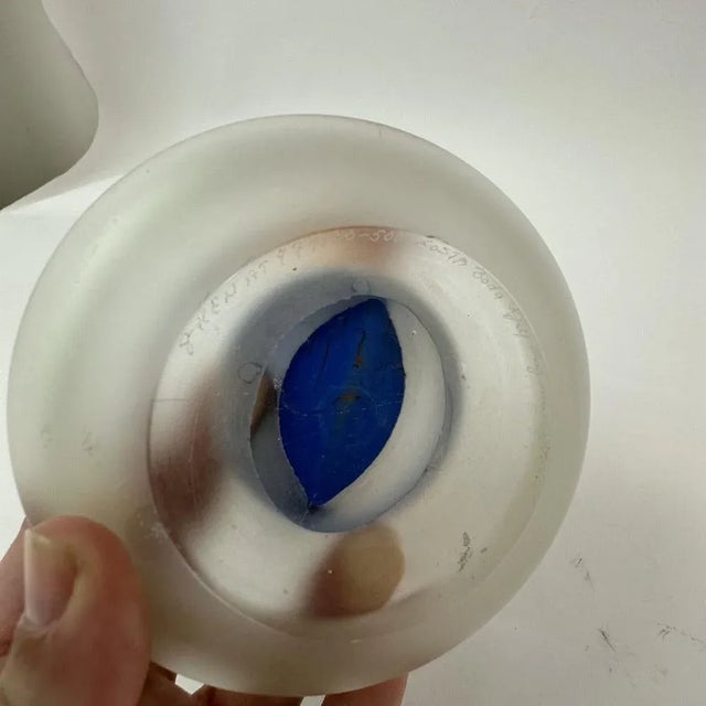 Tea Cup and Saucer by Kjell Engman for Kosta Boda, Sweden, 1980s, Set of 2 For Sale - Image 10 of 11