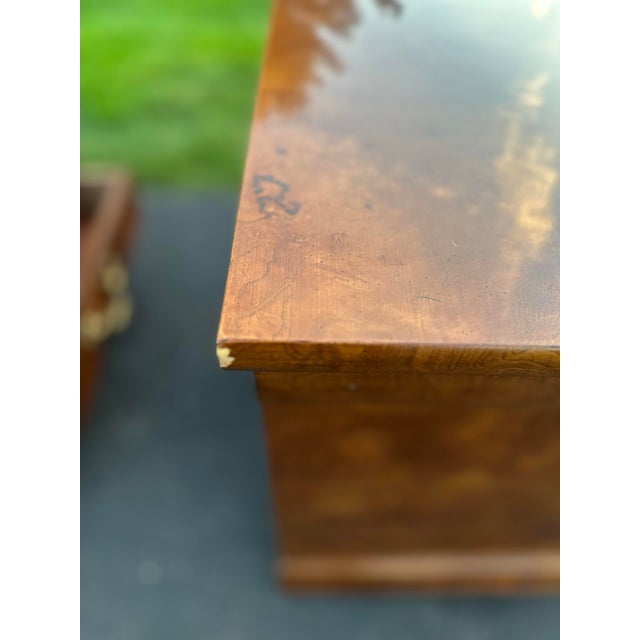 1990s Henredon French Regency "Charles X" Burl Wood Bedside Chests - A Pair For Sale - Image 10 of 11