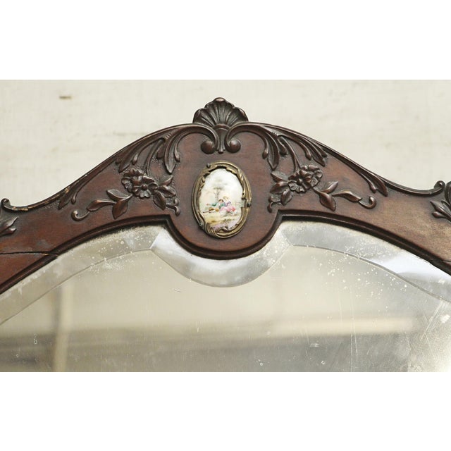 Queen Anne Antique Queen Anne Mahogany Vanity Dresser For Sale - Image 3 of 14