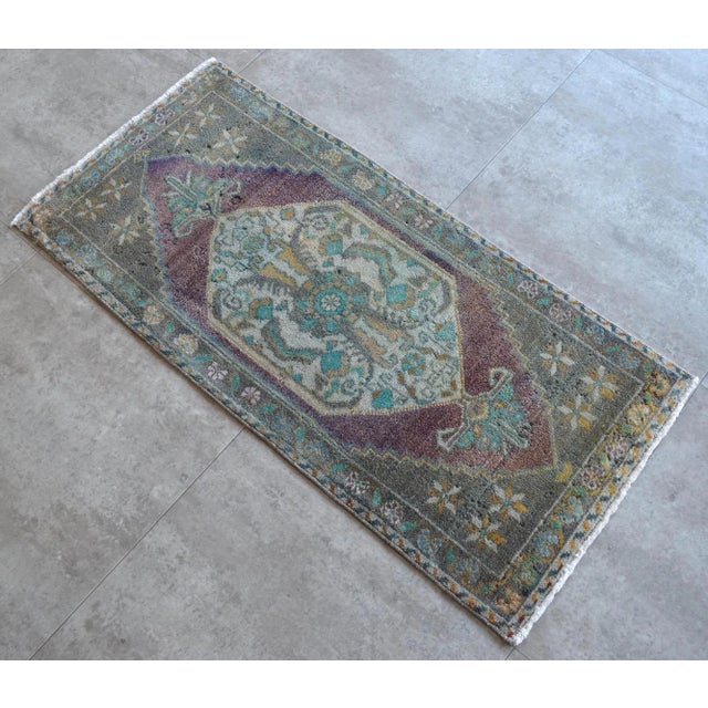 1970s Hand Knotted Small Oushak Rug Faded Mini Rug Mat - 1'8" X 3'6" For Sale - Image 5 of 7