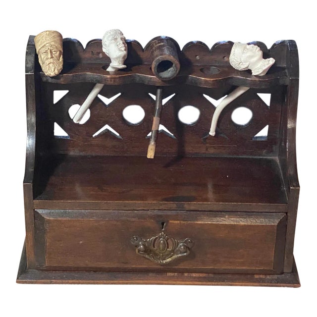 Late 19th Century English Pipe Cabinet With 4 Pipes For Sale