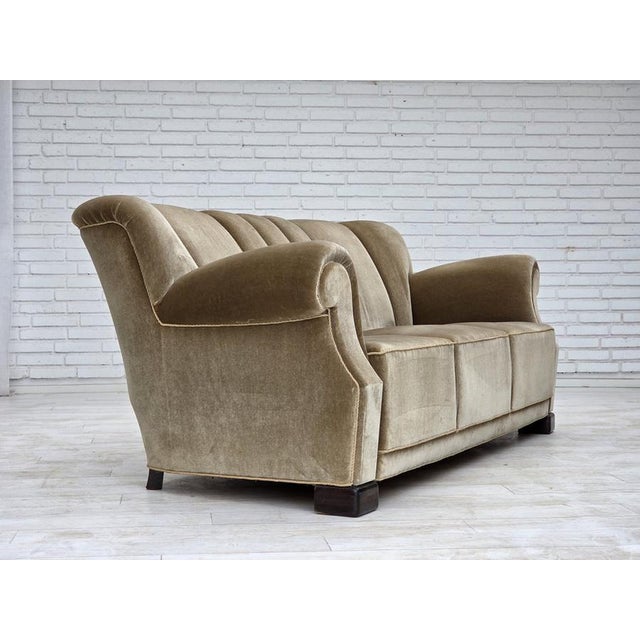 Mid-Century Modern Danish 3-Seater Sofa in Green Velour with Oak Legs, 1960s For Sale - Image 3 of 18