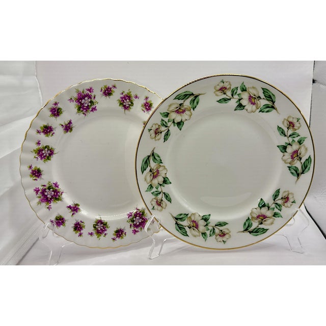 English 12 English Fine Bone China Salad / Dessert Plates For Sale - Image 3 of 10