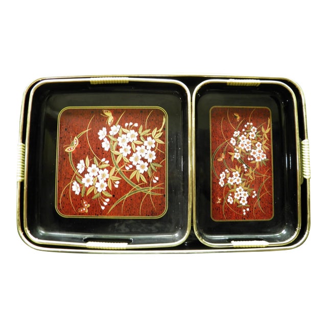 Vintage Toyo Japanese Lacquered Set of 3 Nesting Trays Cherry Blossoms For Sale