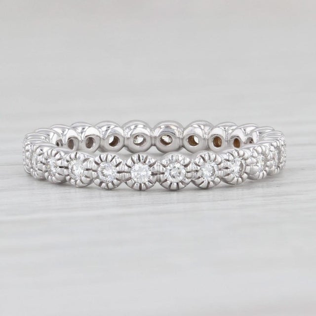 Gemstone Information: - Natural Diamonds - Total Carats - 0.30ctw Cut - Round Brilliant Color - F - G Clarity - VS2 - SI1...