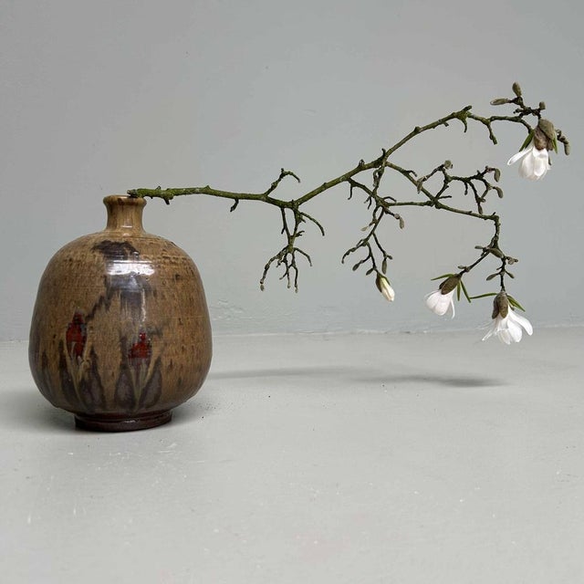 Wood-Fired Ceramic Ikebana Flower Vase, (Hizen) Kuromuta