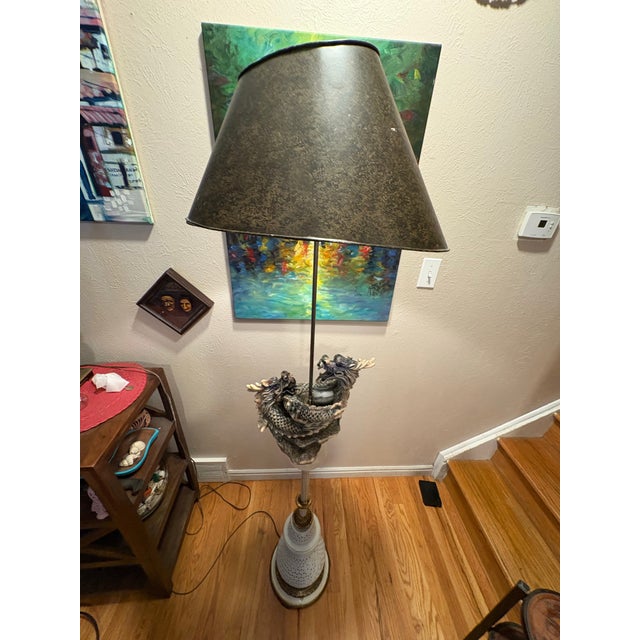 Mid 20th Century Hollywood Regency Chinoiserie Reticulated Ceramic & Dual Dragon Floor Lamp For Sale - Image 9 of 12